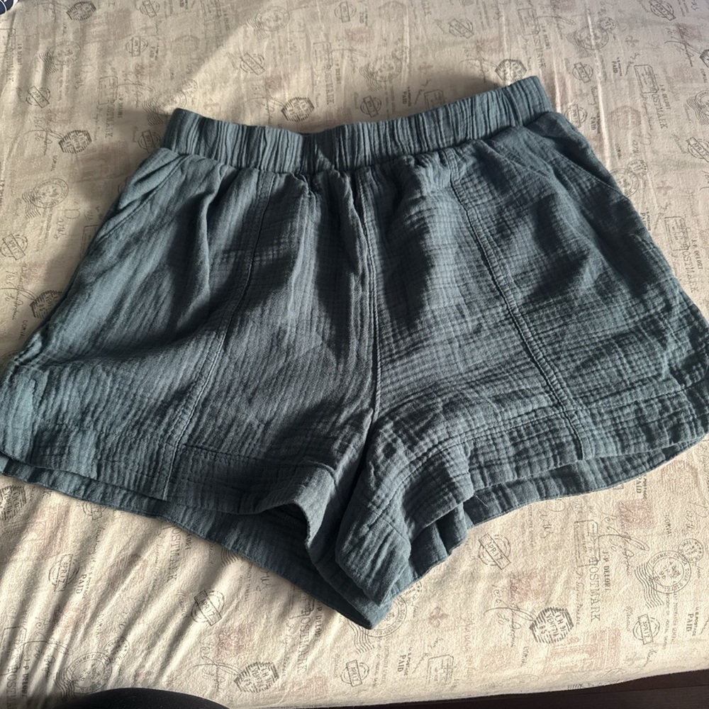 Universal Thread High Waist Gray Shorts